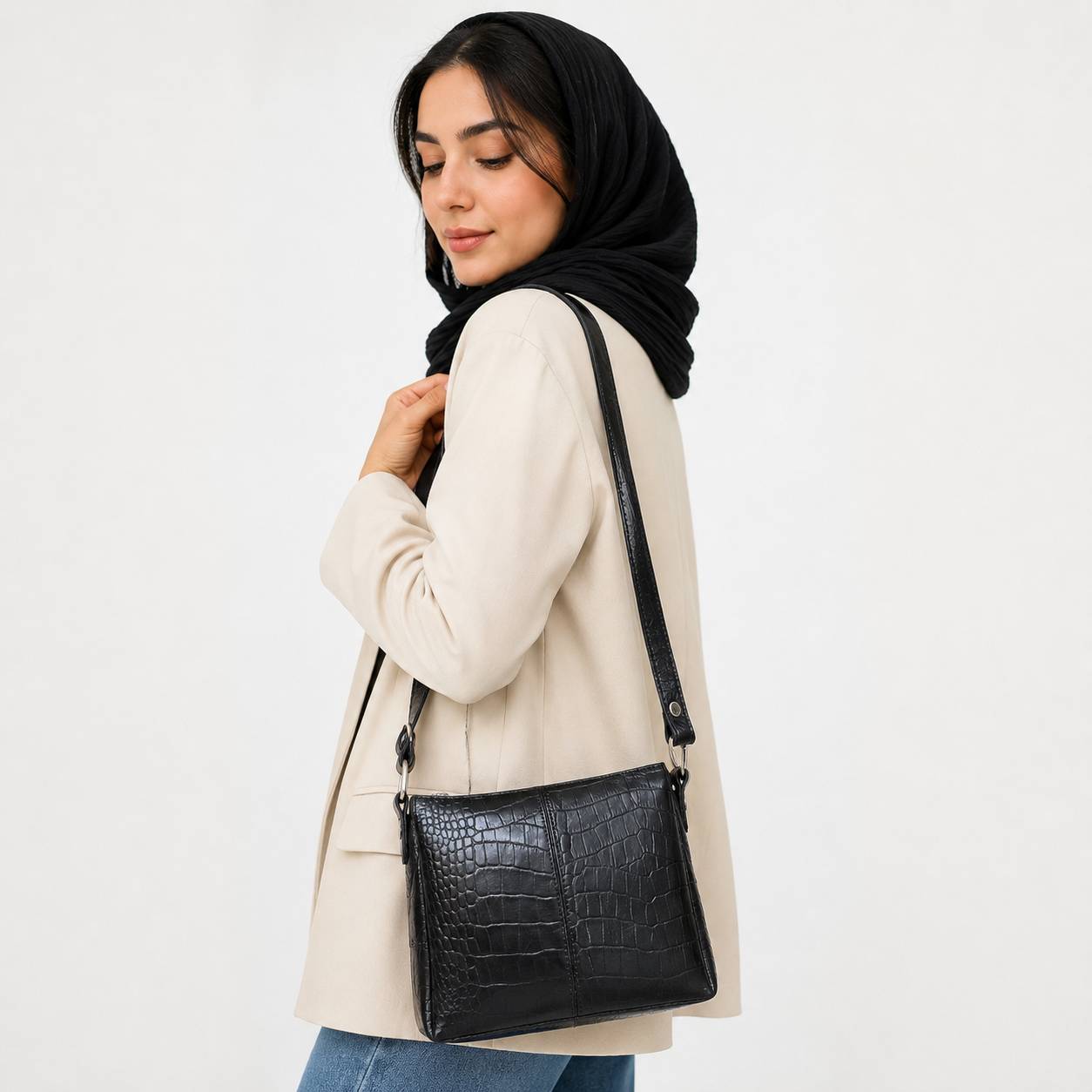 کیف دوشی زنانه کد c3-119